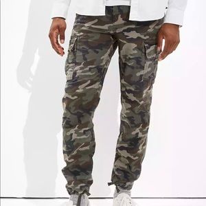 Brand NEW American Eagle Camo Cargo Pant NWOT